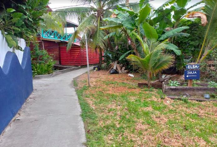 Casa Elba Sobre El Mar Villa Bocas Town Exterior photo